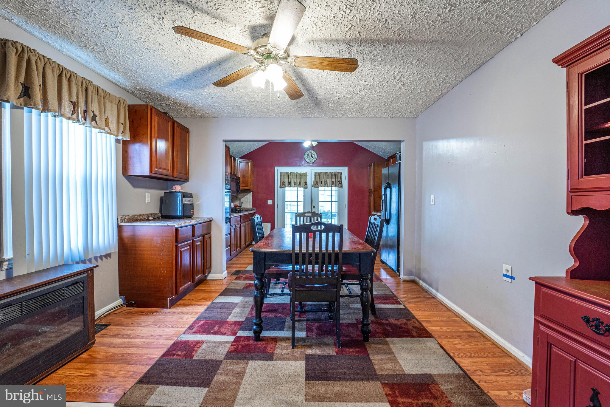 GLENMORE - Residential