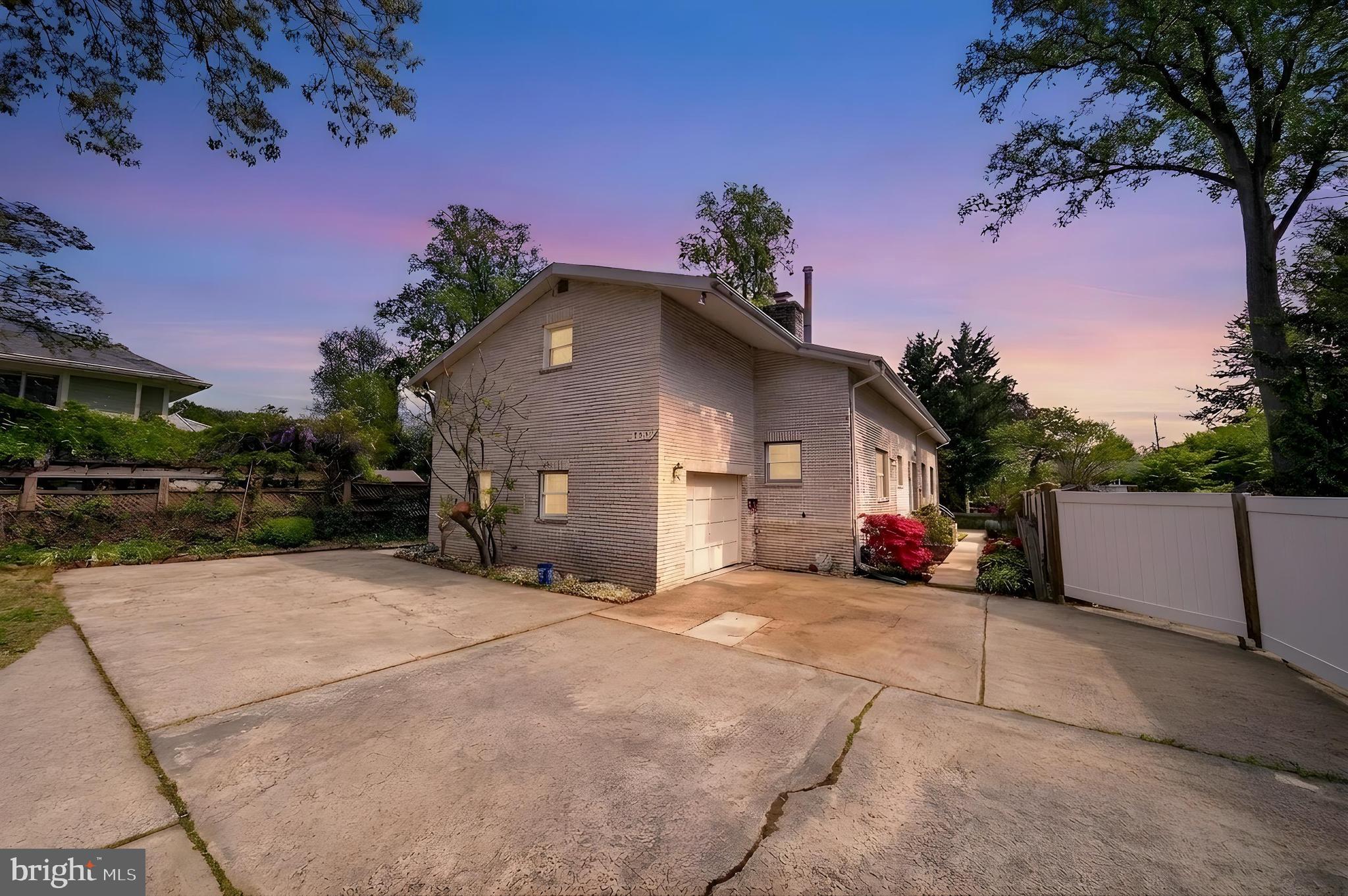 WILDWOOD MANOR - Residential Income