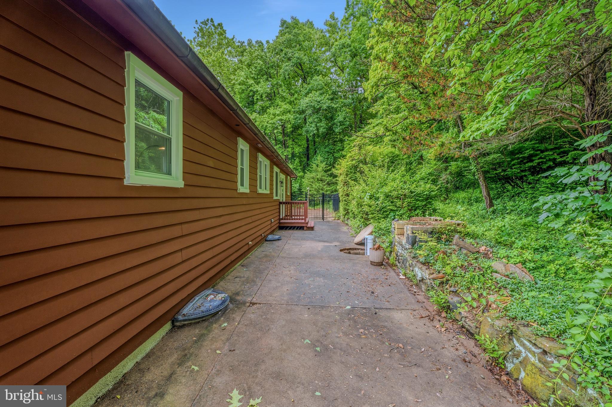 SWAN CREEK - Residential