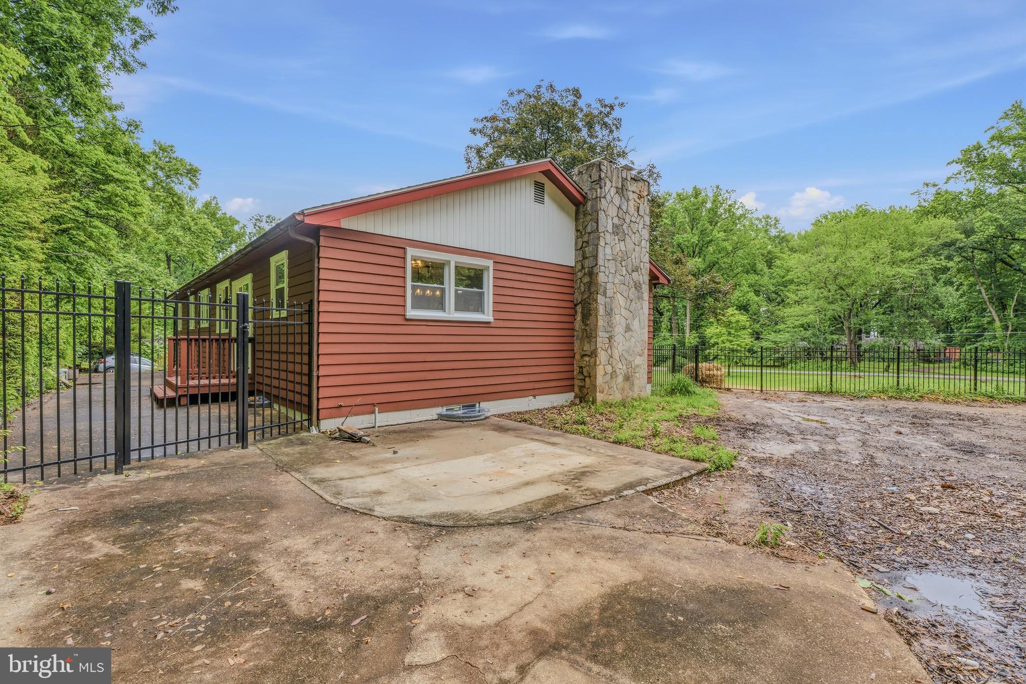 SWAN CREEK - Residential
