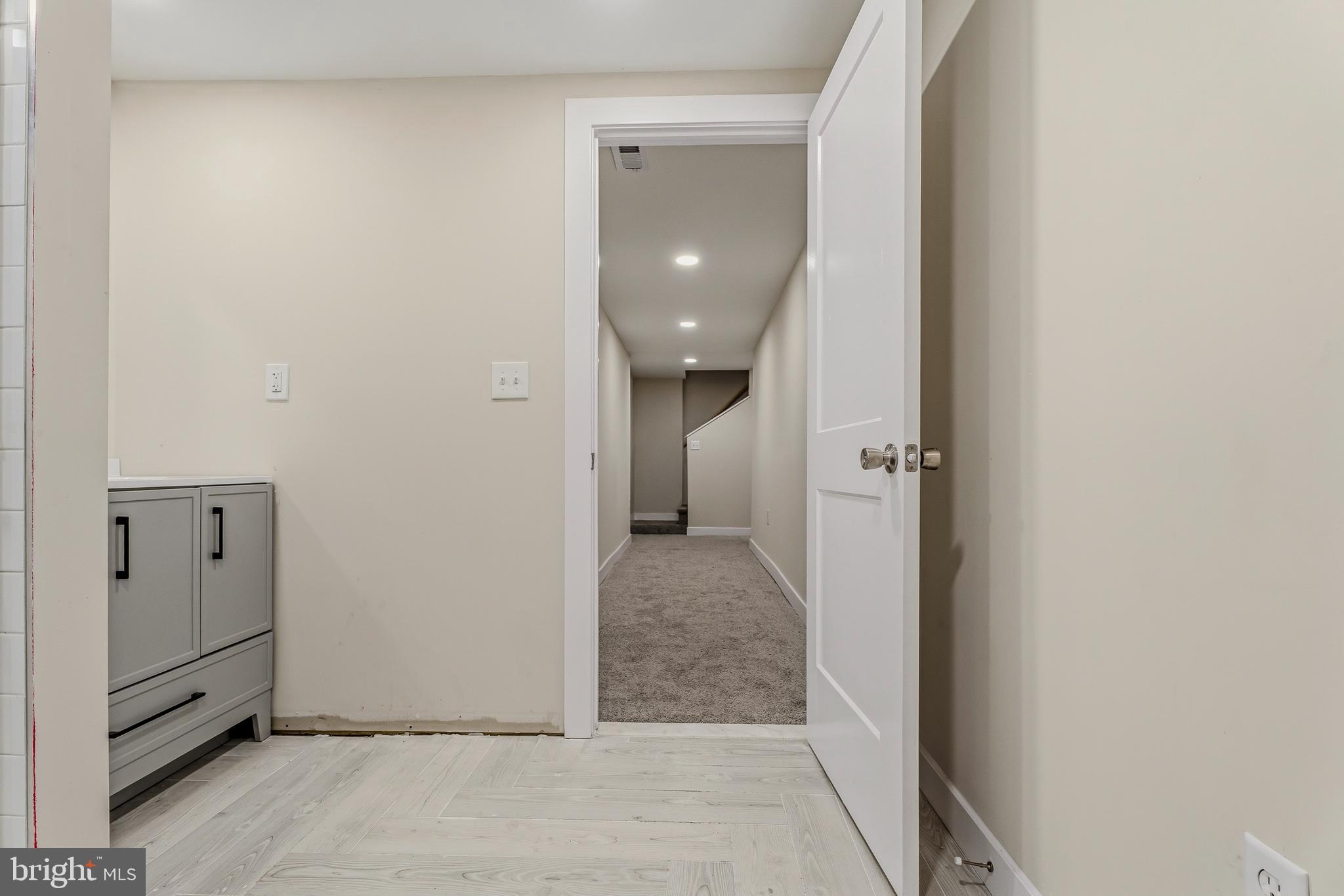 SWAN CREEK - Residential