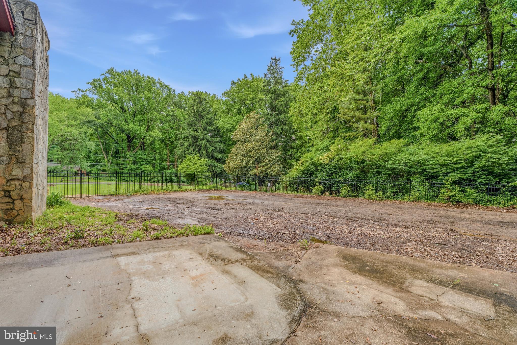 SWAN CREEK - Residential