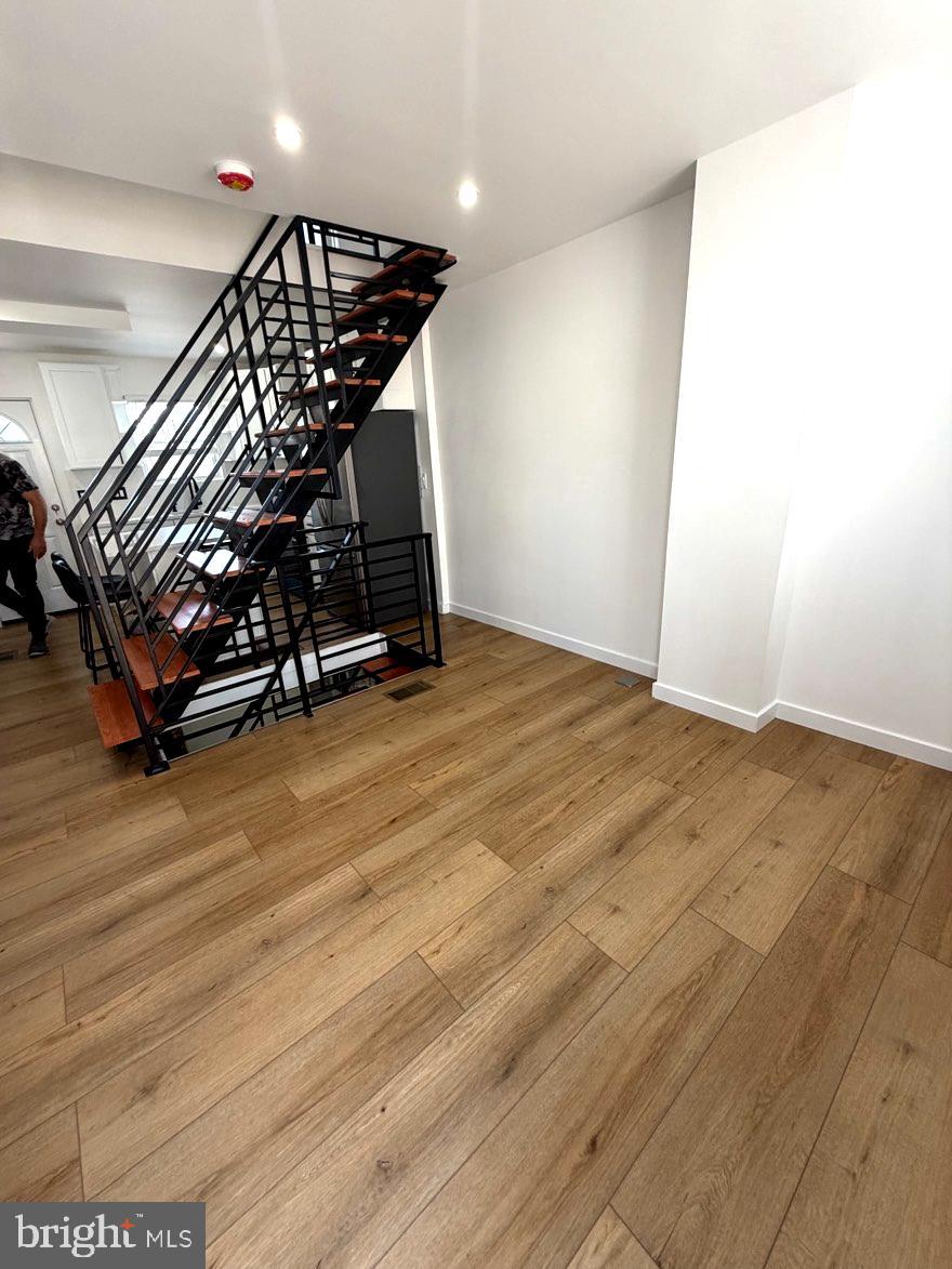 PORT RICHMOND - Residential