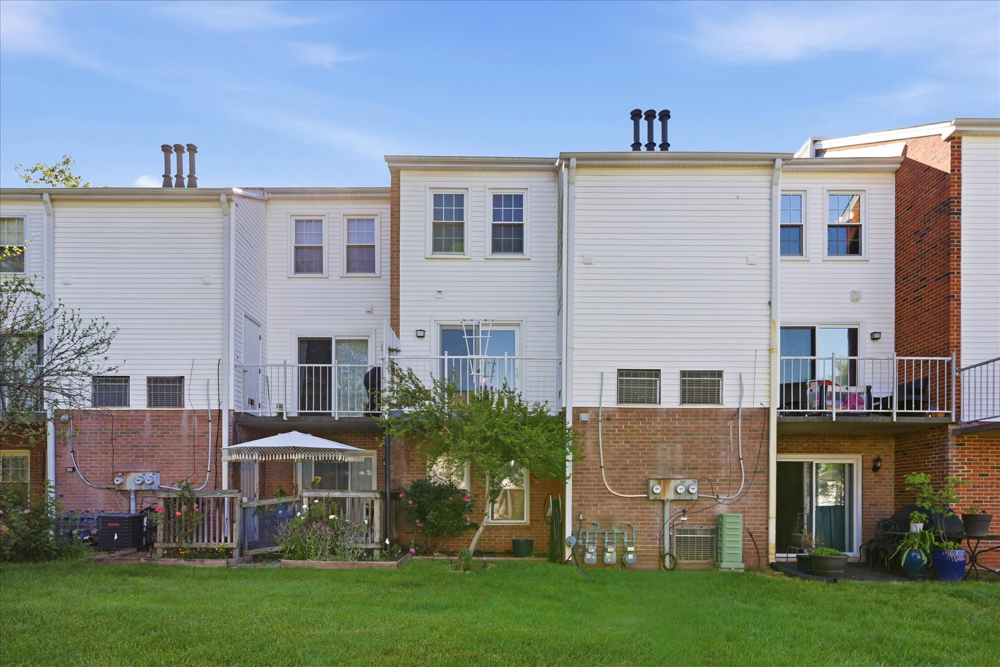 THE MEADOWS - Residential