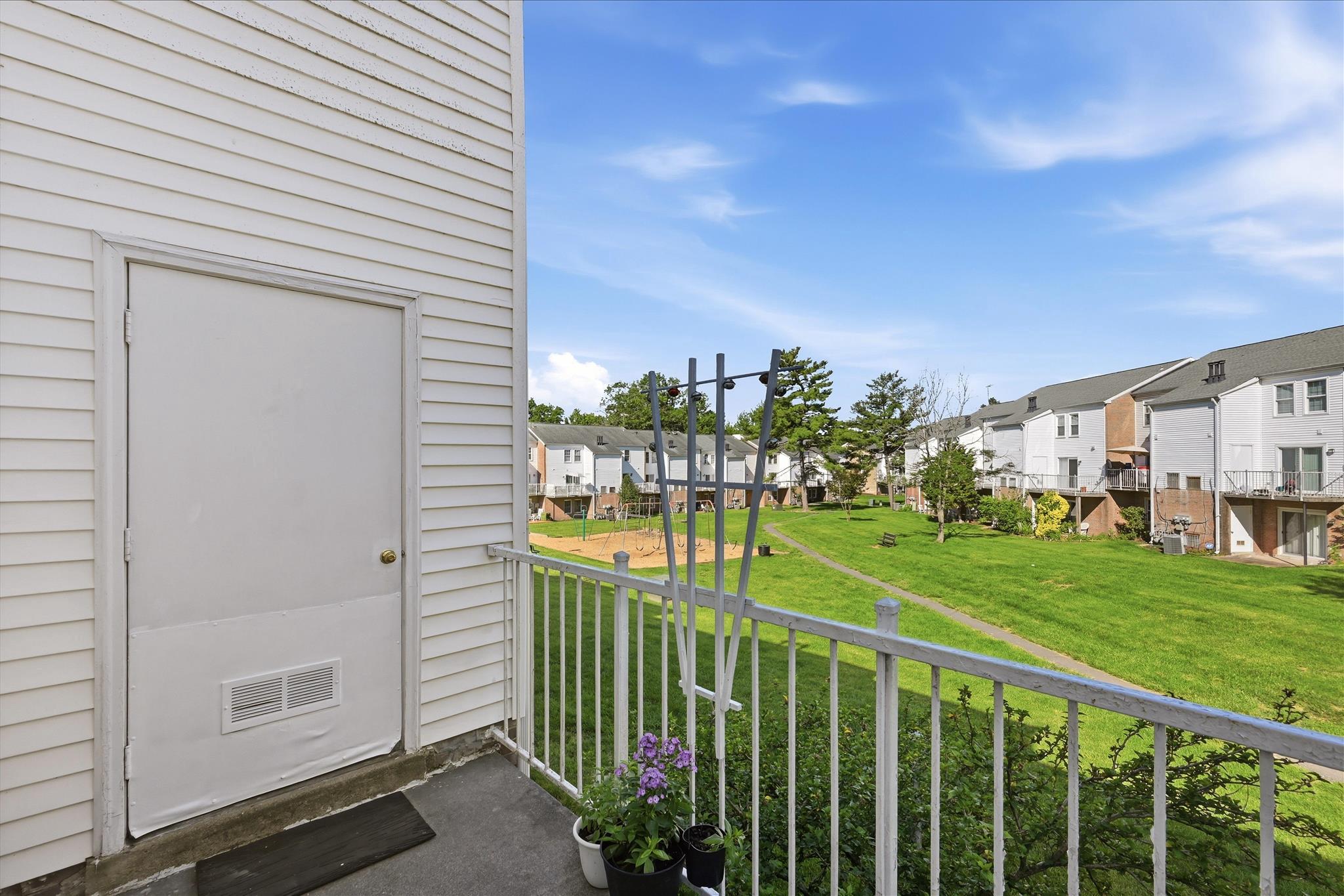 THE MEADOWS - Residential
