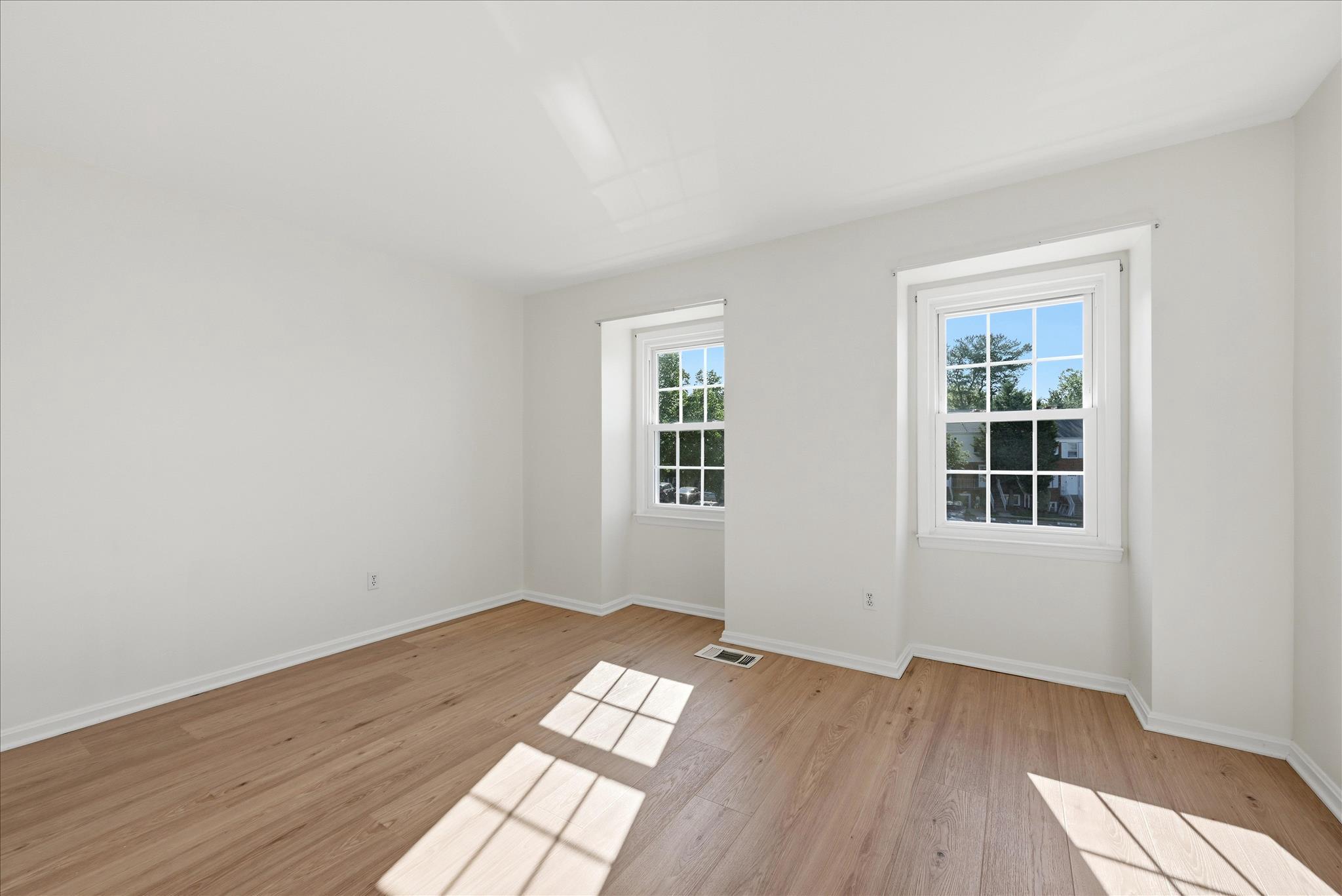 THE MEADOWS - Residential