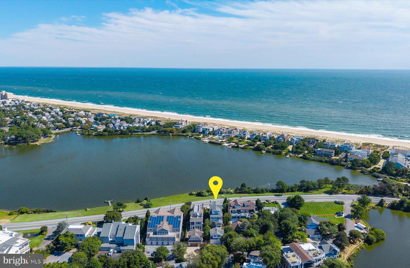 SILVER LAKE SHORES - Residential
