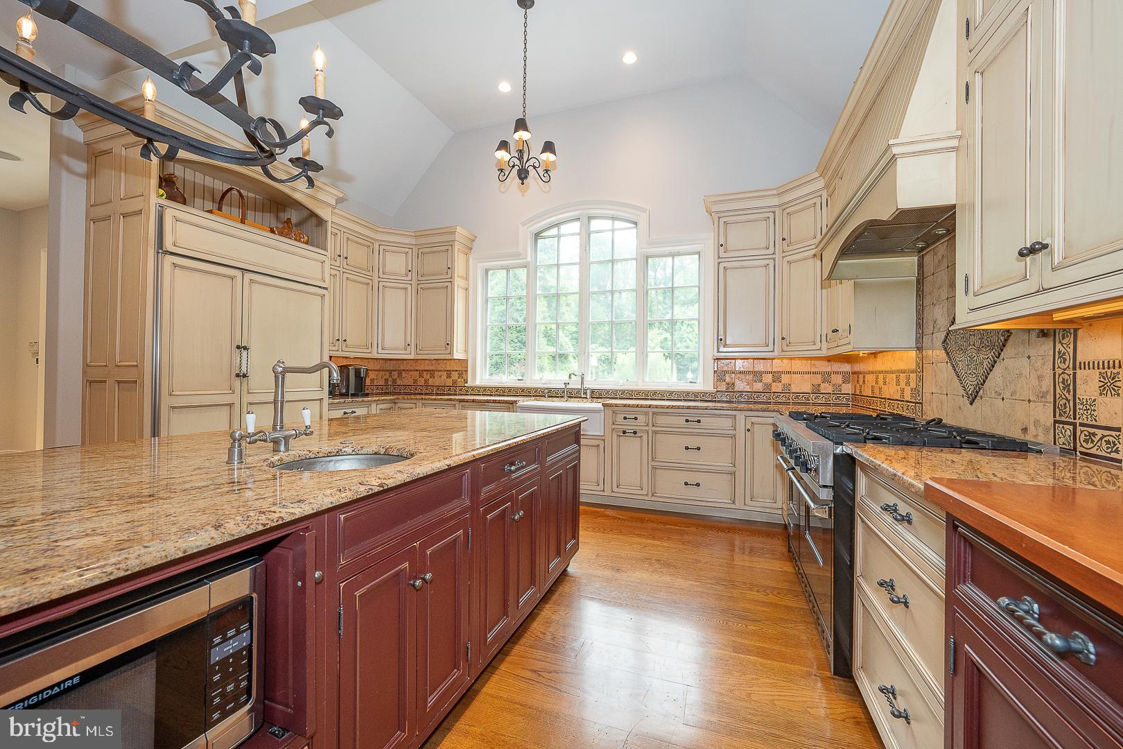 BUTTONWOOD FARMS - Residential
