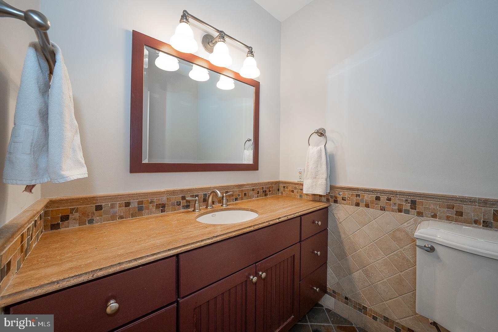 BUTTONWOOD FARMS - Residential