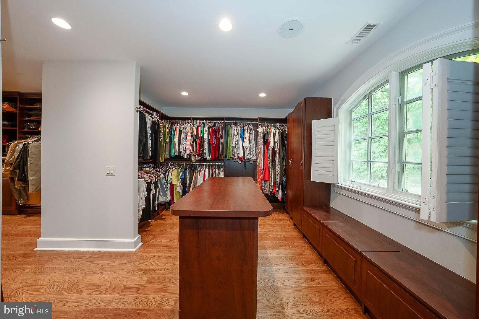 BUTTONWOOD FARMS - Residential