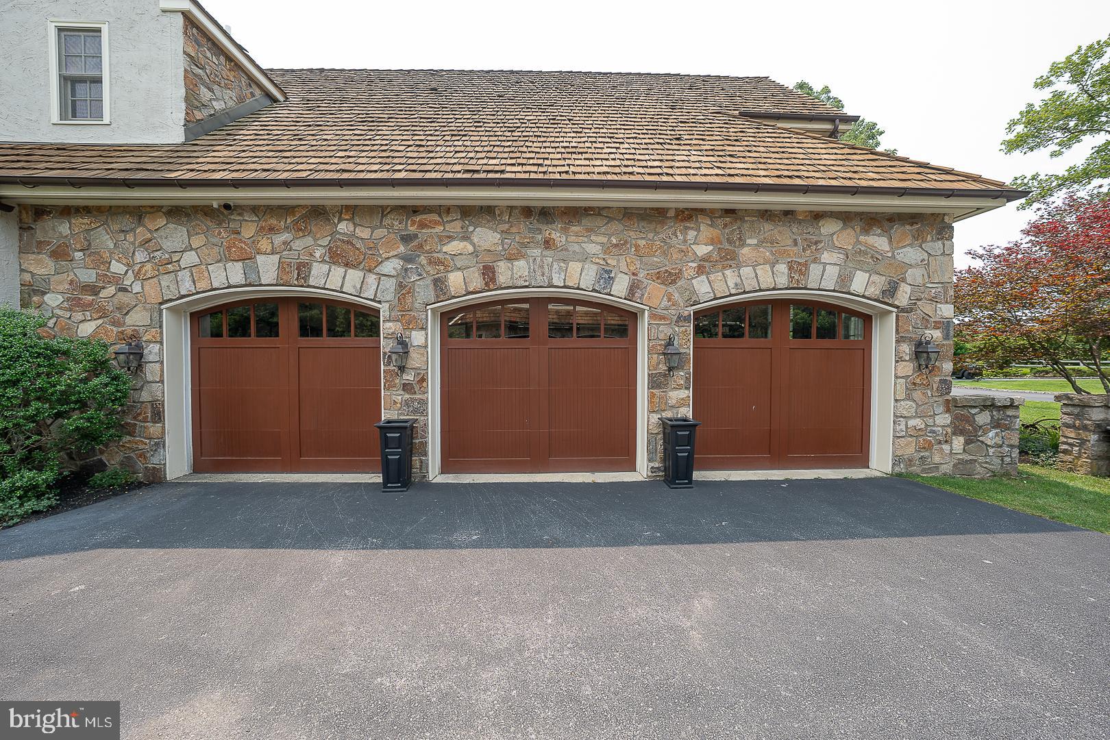 BUTTONWOOD FARMS - Residential
