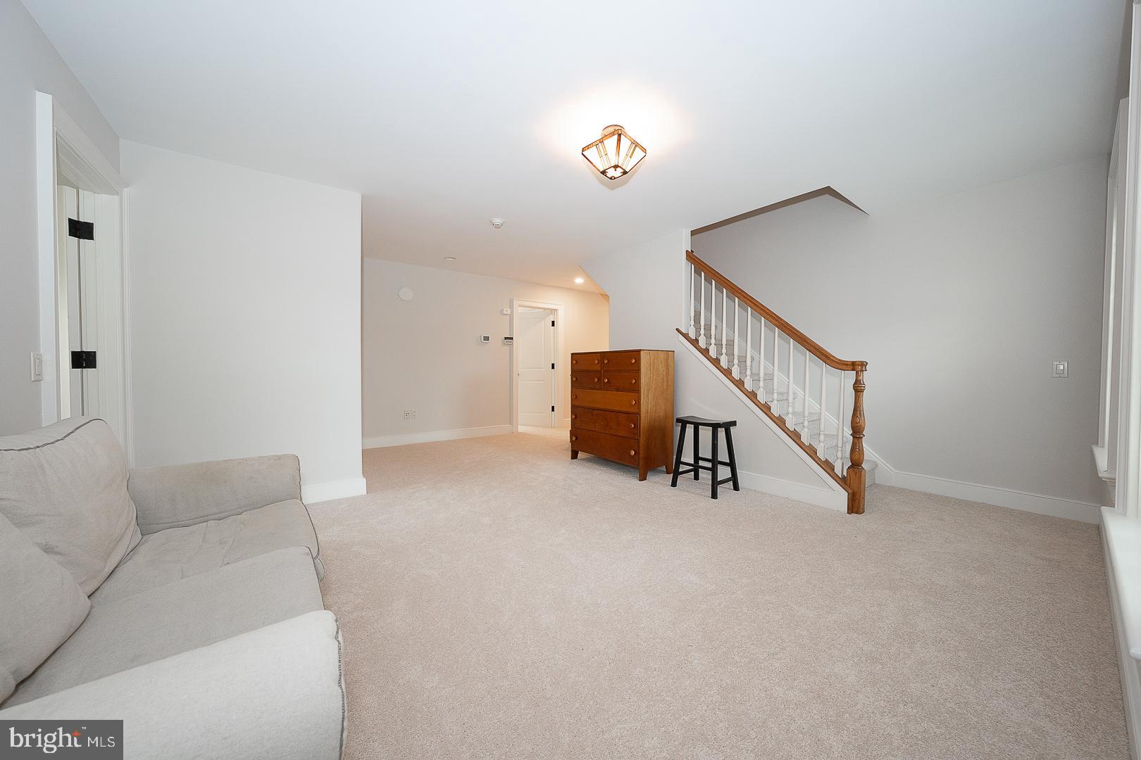 BUTTONWOOD FARMS - Residential