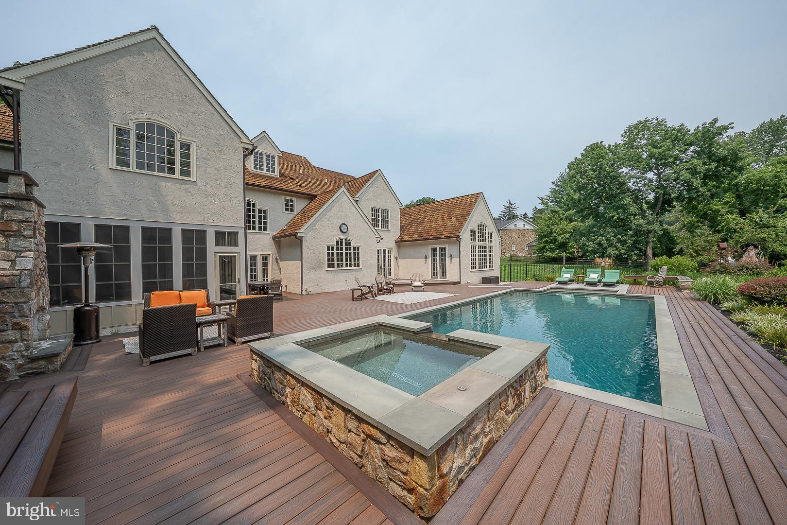 BUTTONWOOD FARMS - Residential