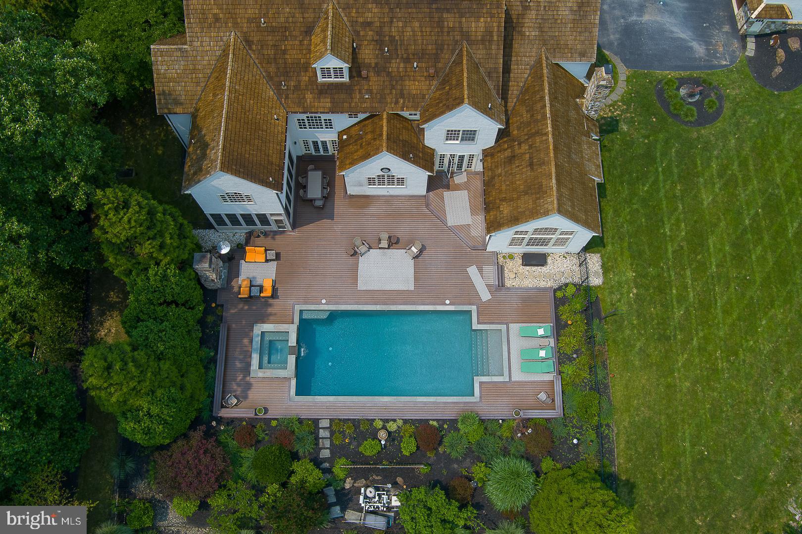 BUTTONWOOD FARMS - Residential