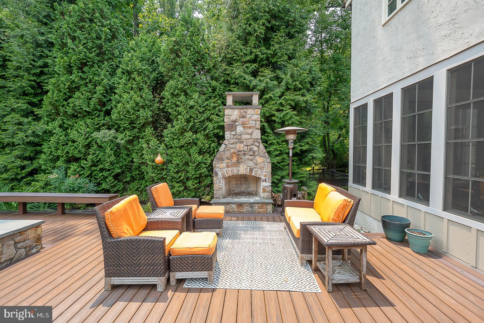 BUTTONWOOD FARMS - Residential