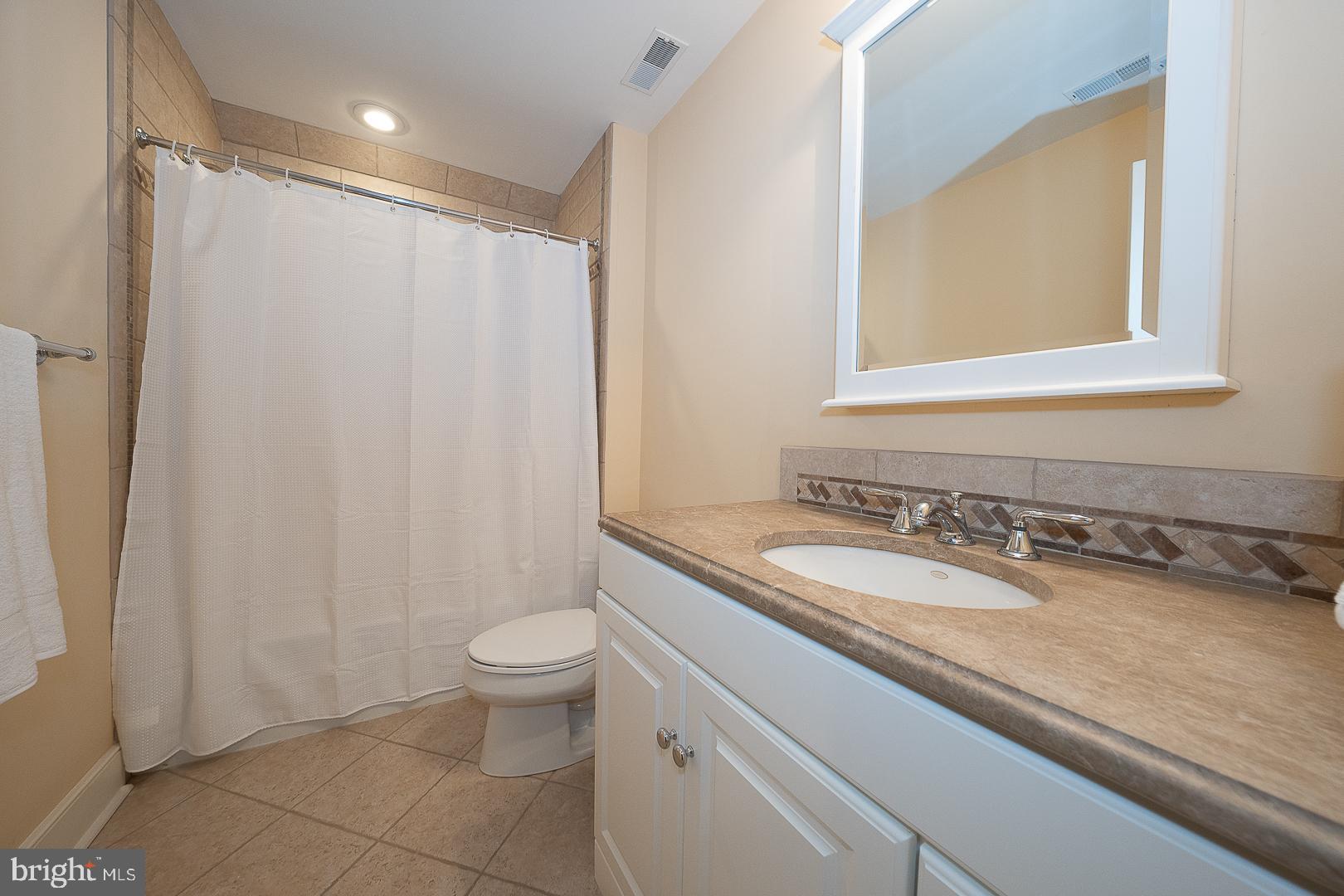 BUTTONWOOD FARMS - Residential