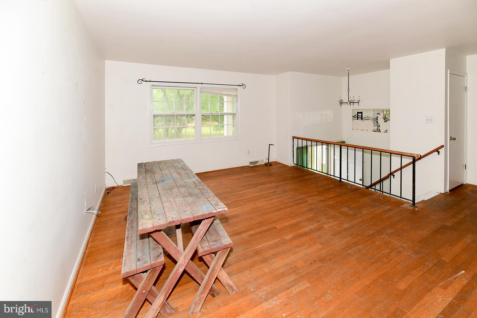 ESSEX SOUTH - Residential