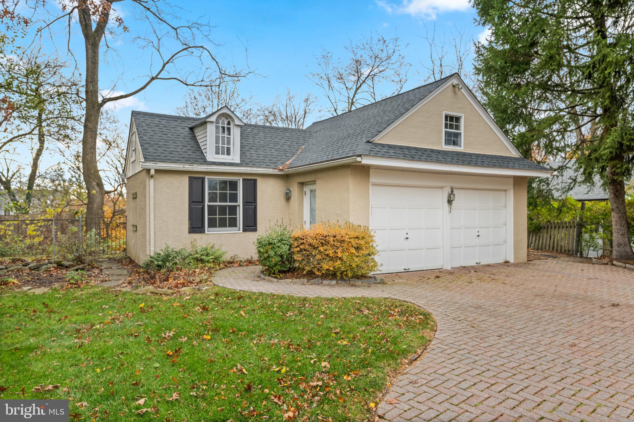 SOUTH WAYNE - Residential