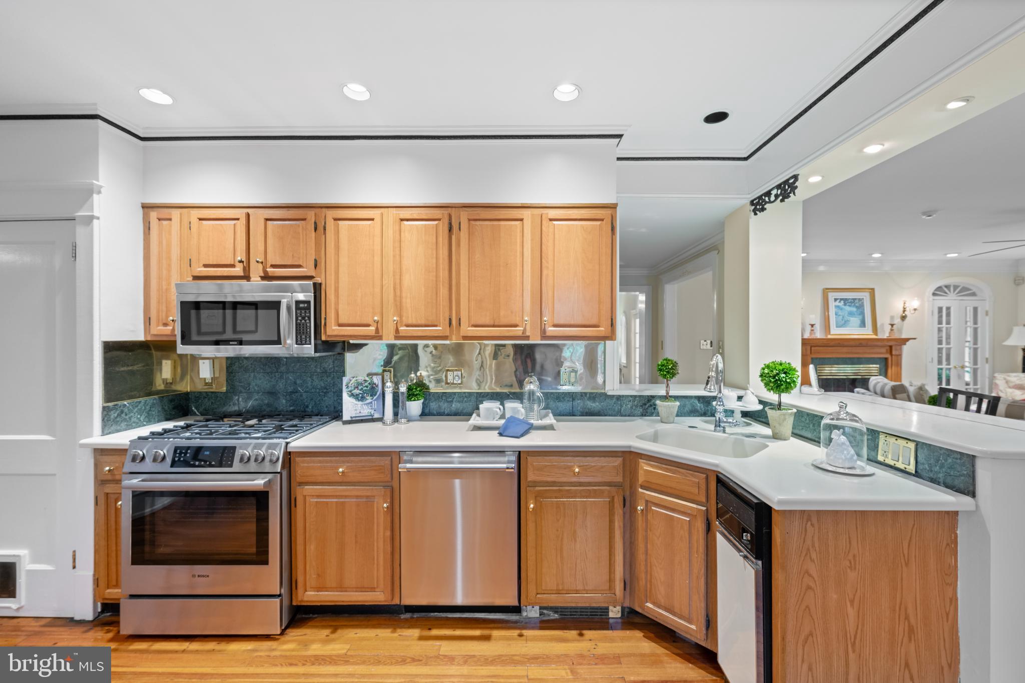 SOUTH WAYNE - Residential