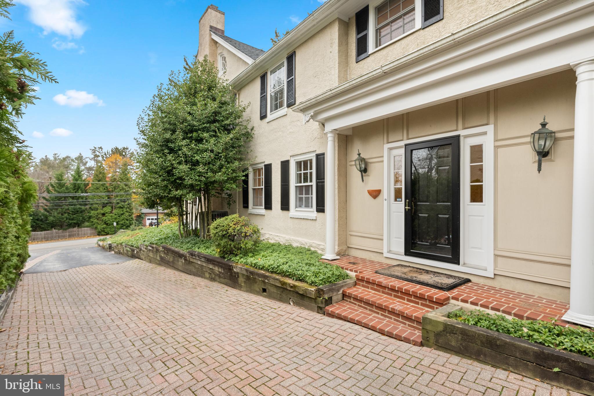 SOUTH WAYNE - Residential