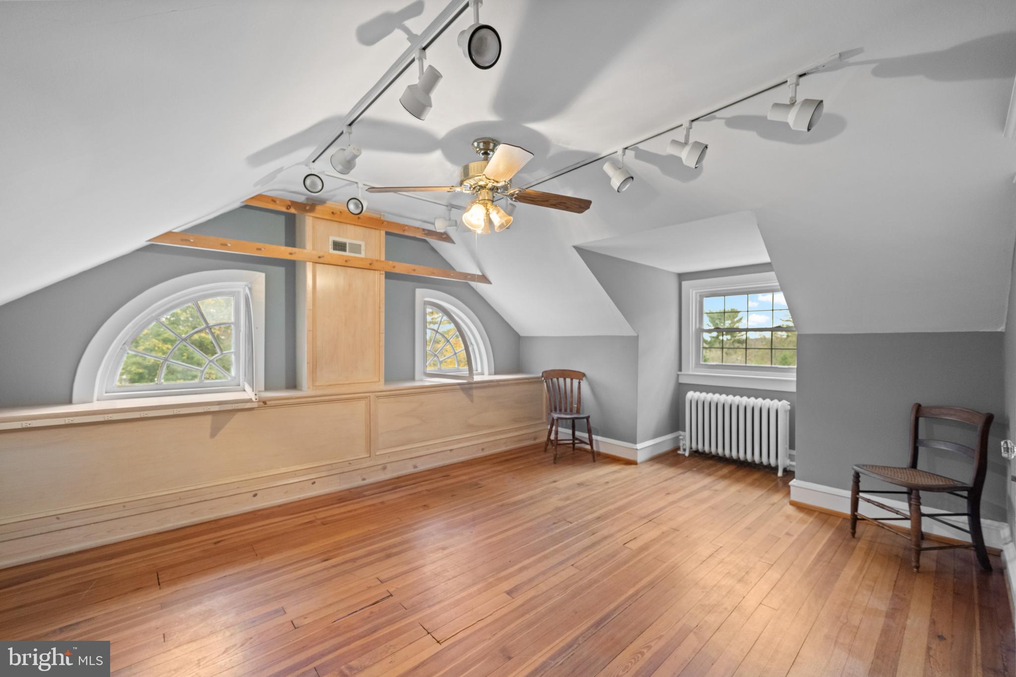 SOUTH WAYNE - Residential