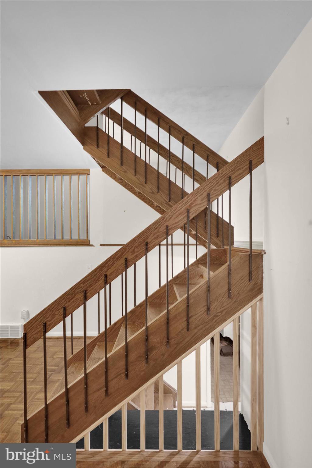 FLYING HILLS - Residential