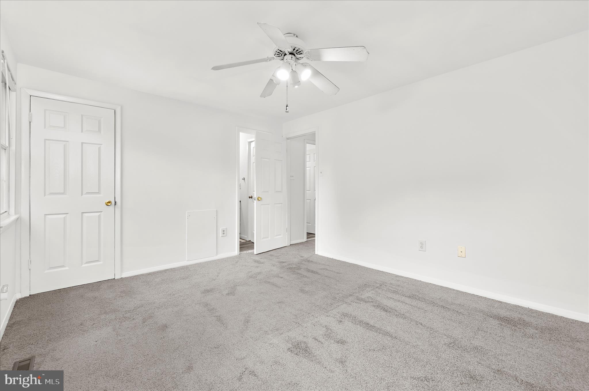 ELIZABETHS LANDING - Residential
