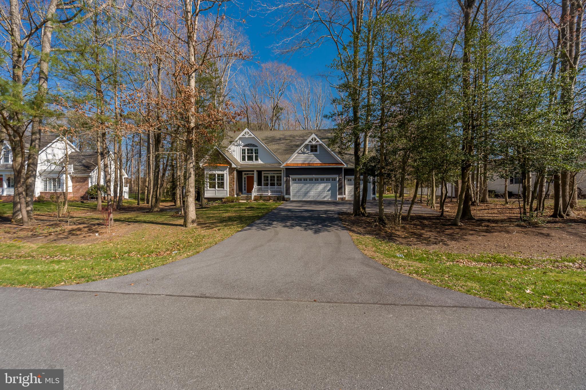 PARKERS POINTE - Residential