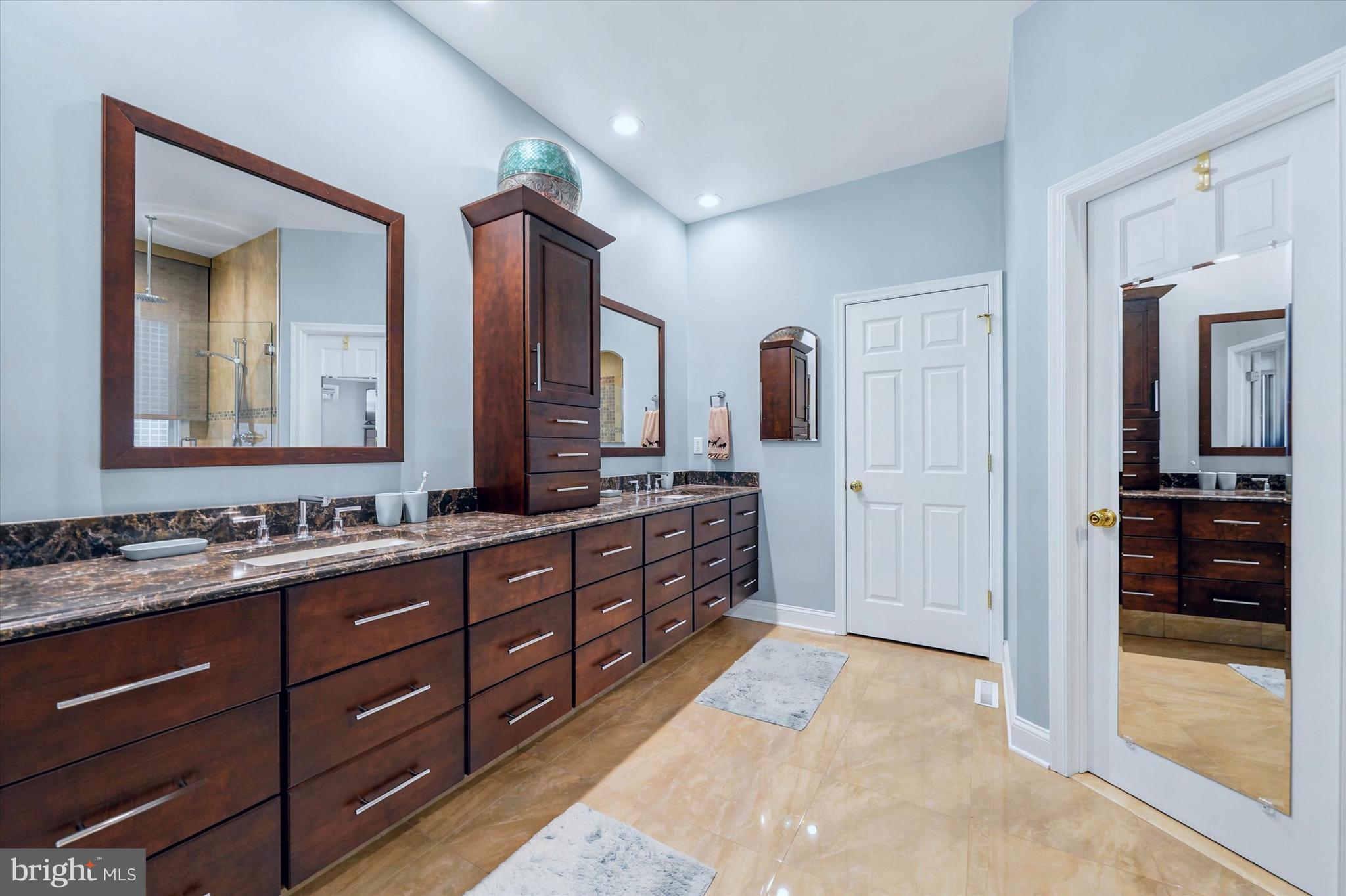 MERESTONE - Residential