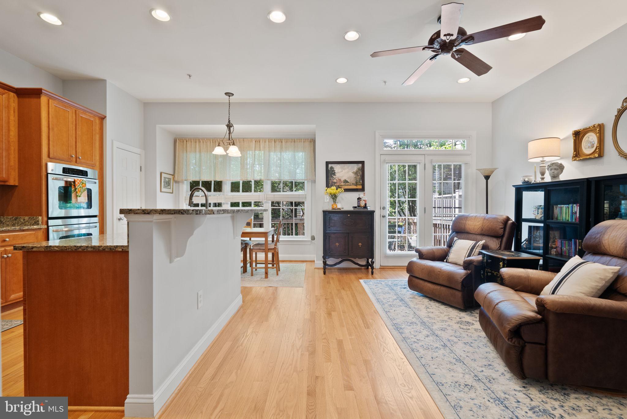 QUAKER RIDGE - Residential