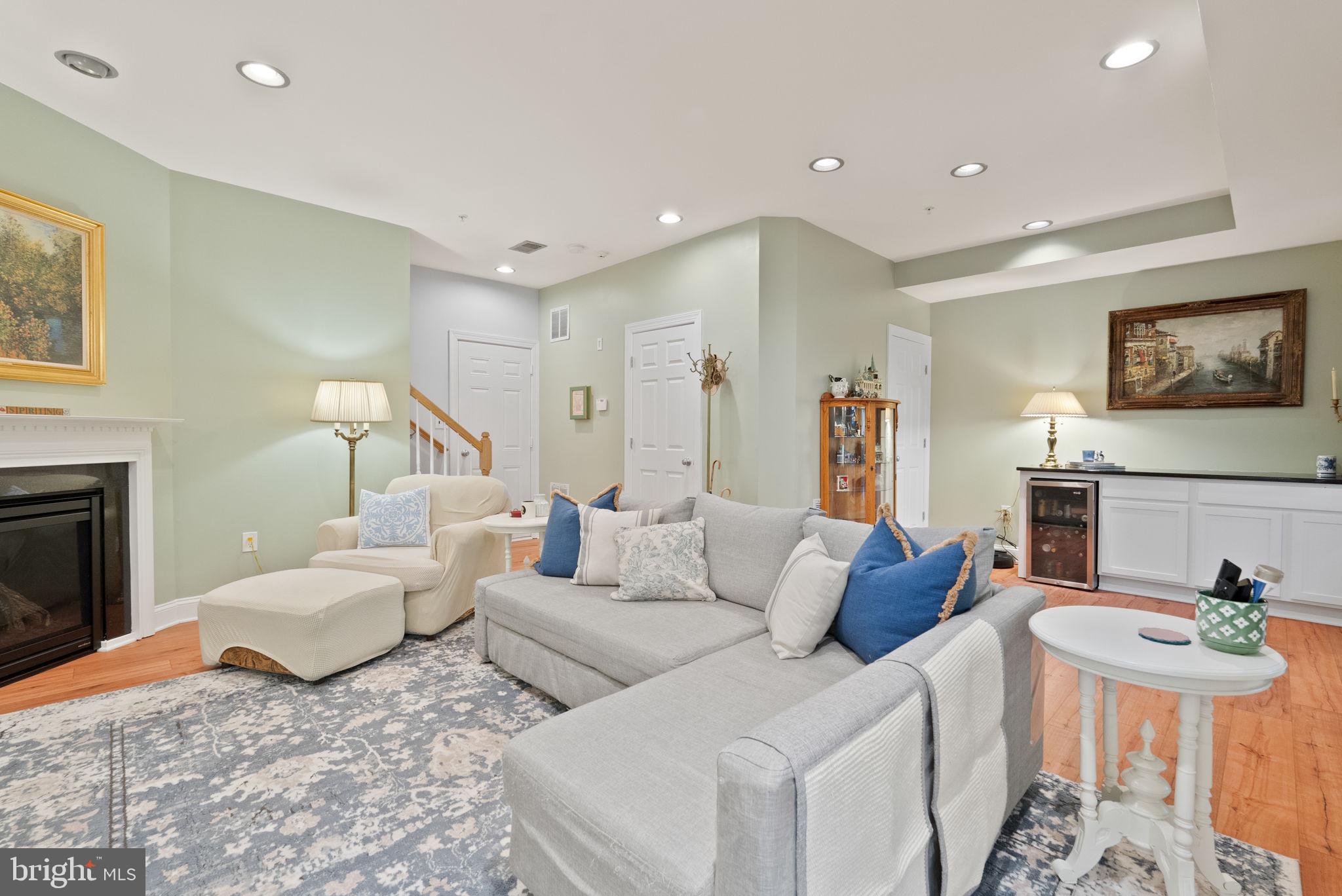 QUAKER RIDGE - Residential