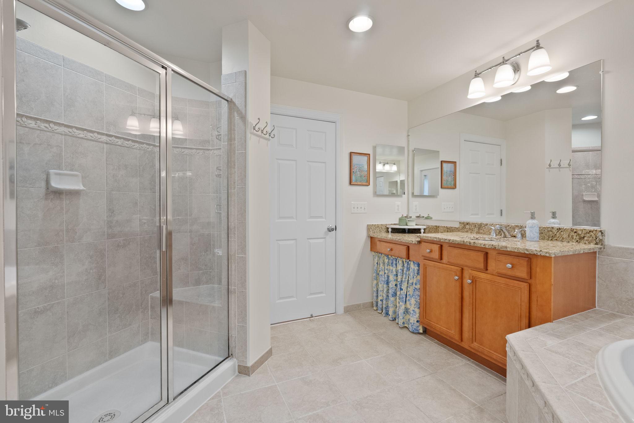QUAKER RIDGE - Residential
