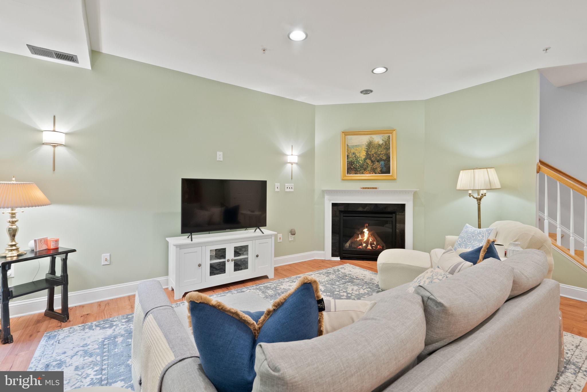 QUAKER RIDGE - Residential