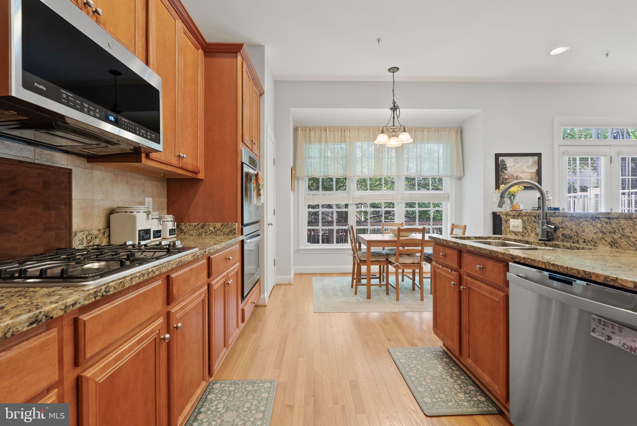 QUAKER RIDGE - Residential