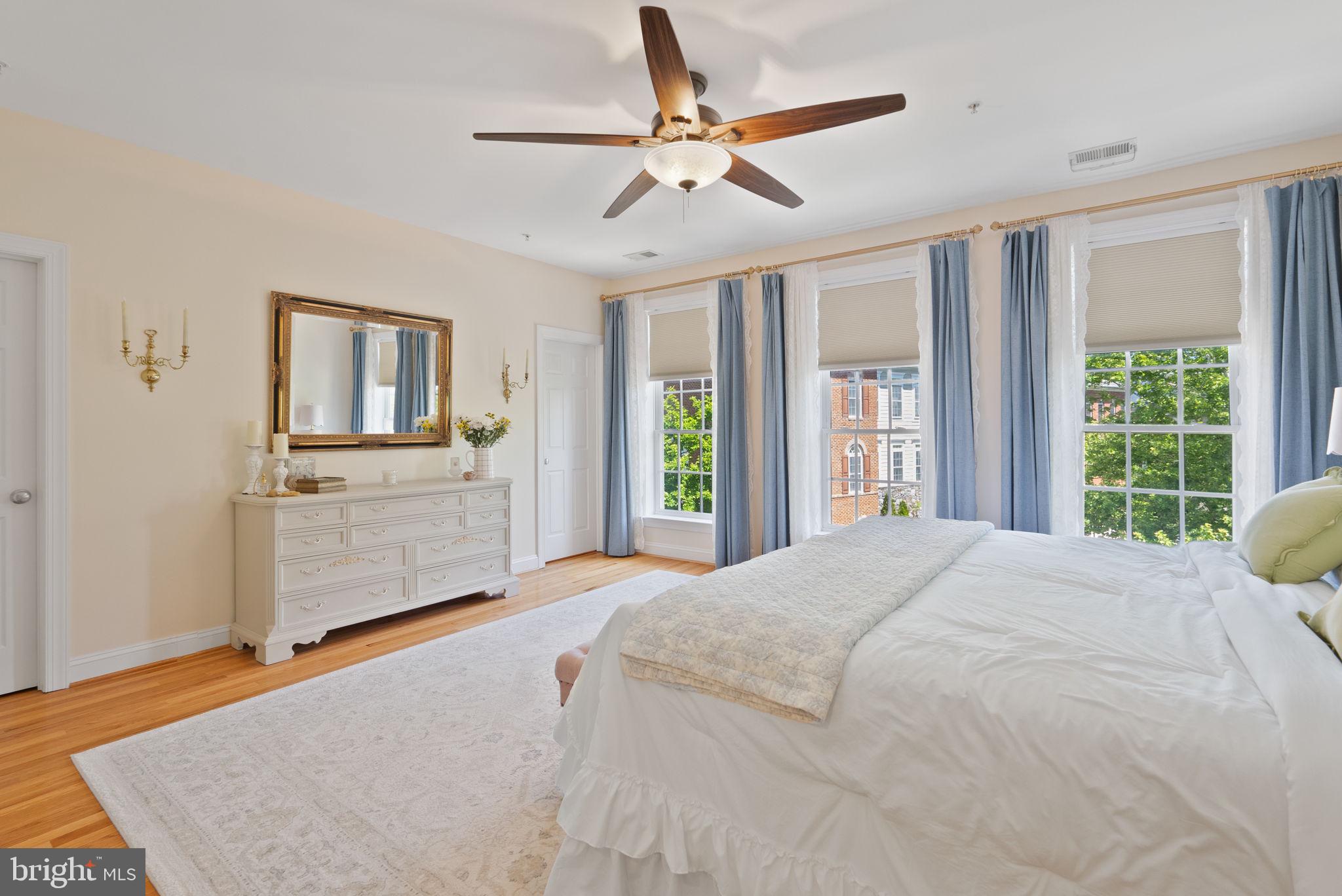 QUAKER RIDGE - Residential