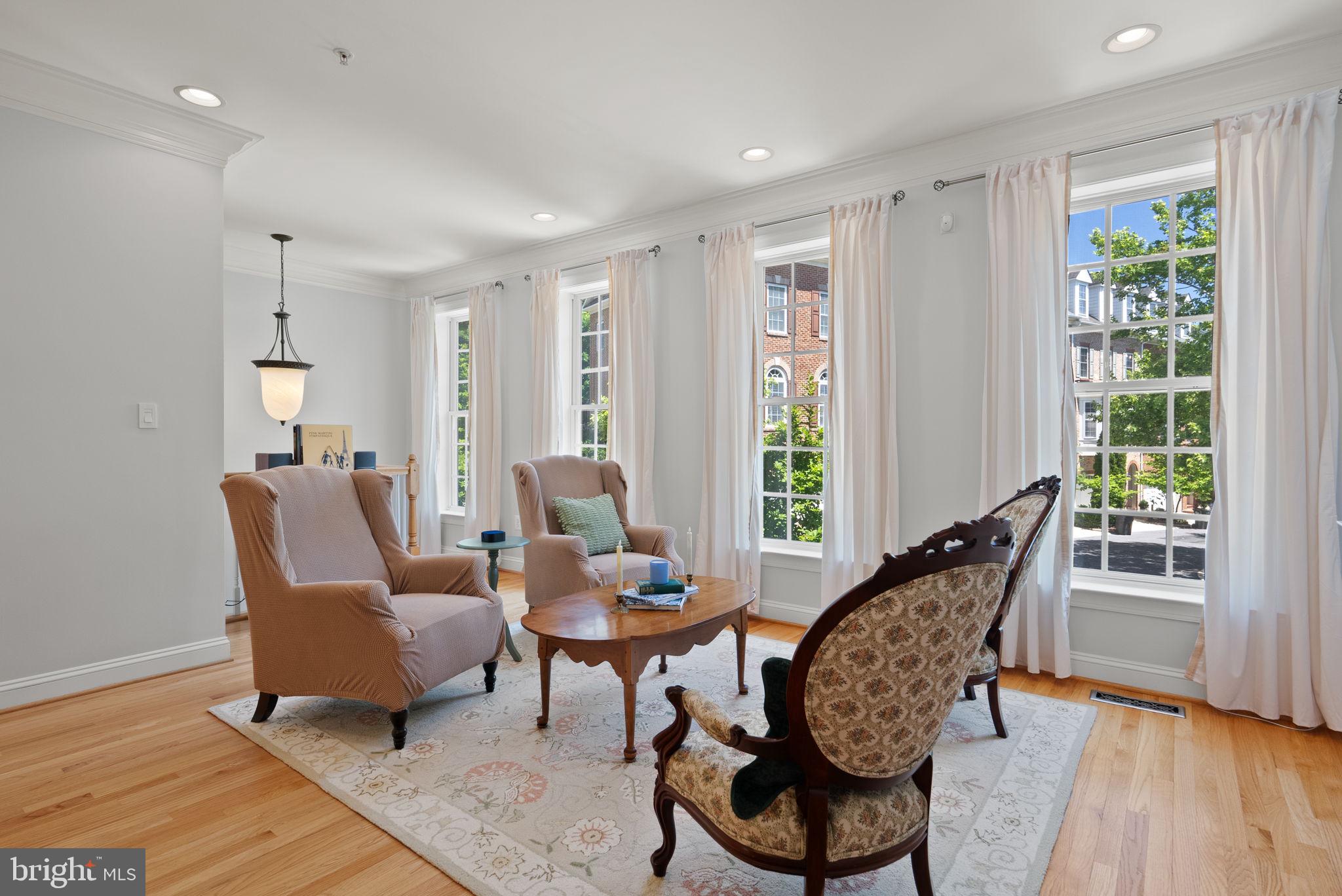 QUAKER RIDGE - Residential