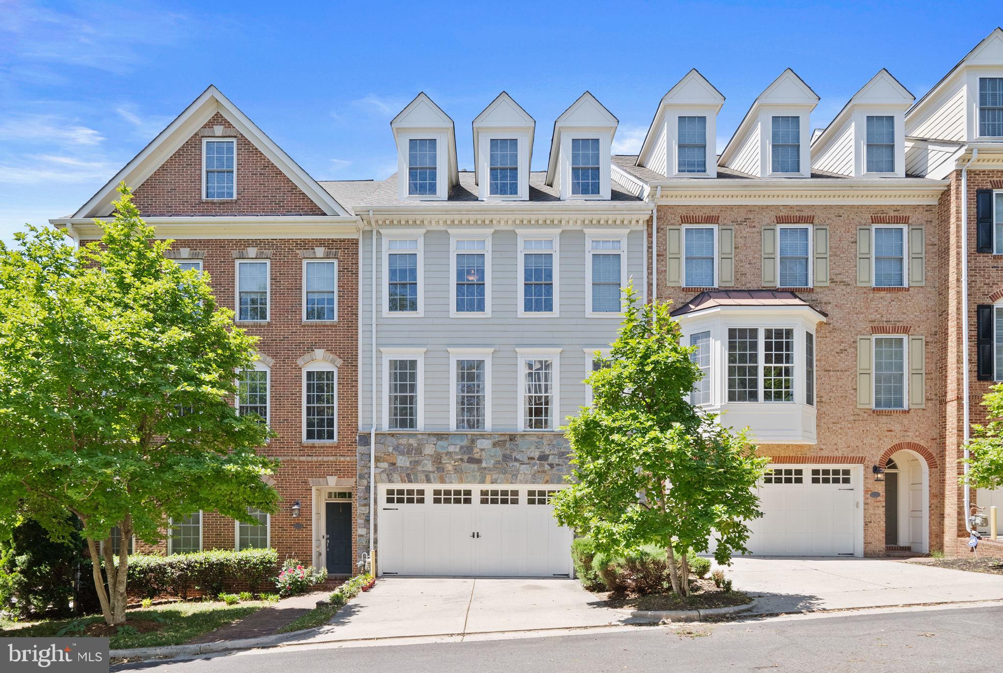 QUAKER RIDGE - Residential