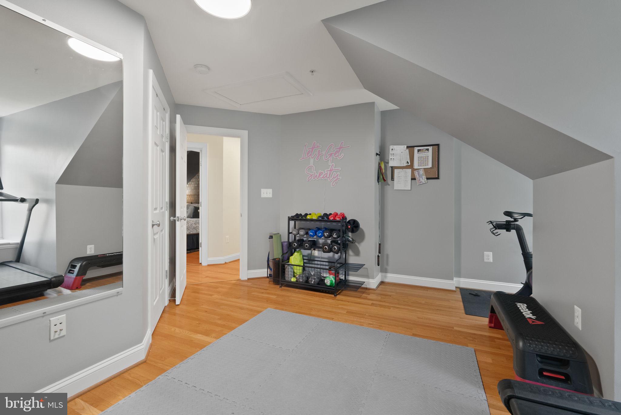 QUAKER RIDGE - Residential