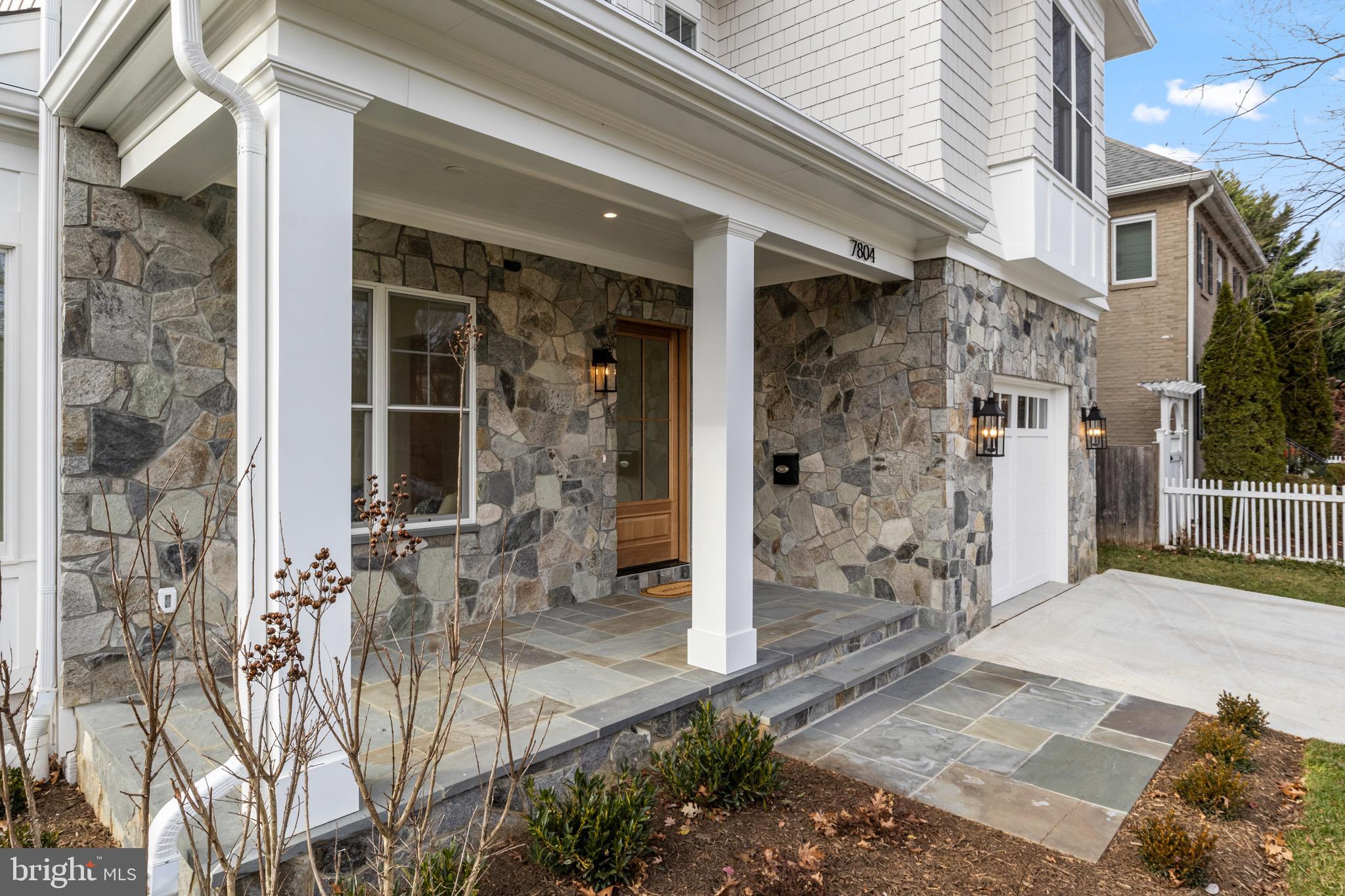 HUNTINGTON TERRACE - Residential