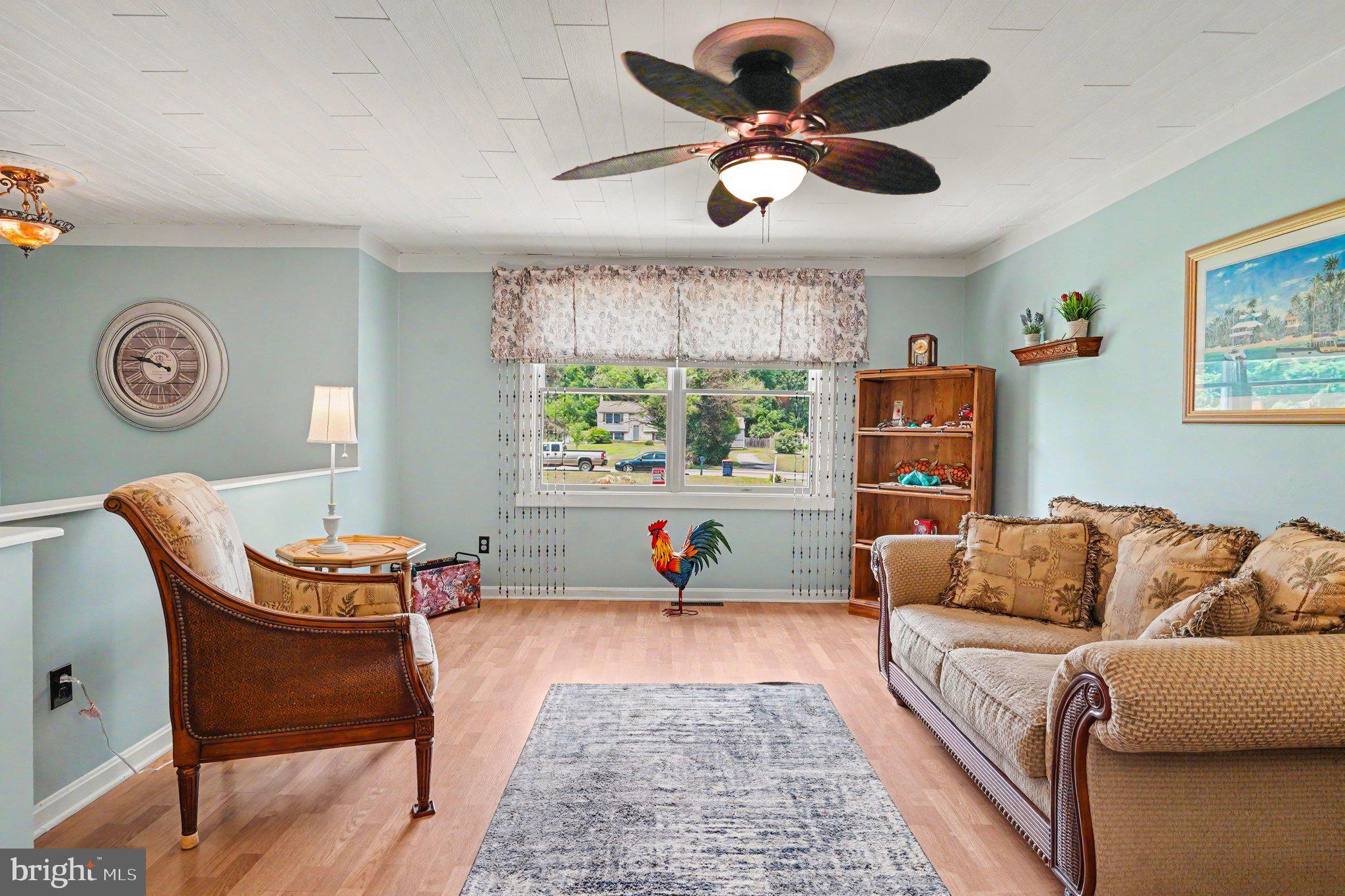 HOLLAND ACRES - Residential