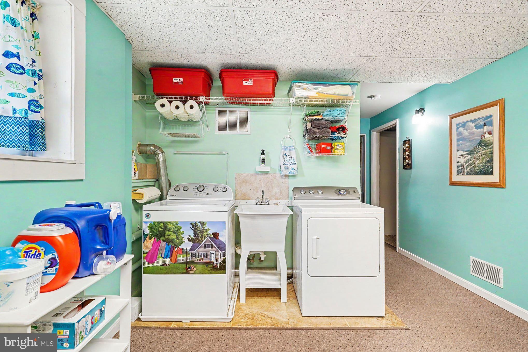 HOLLAND ACRES - Residential