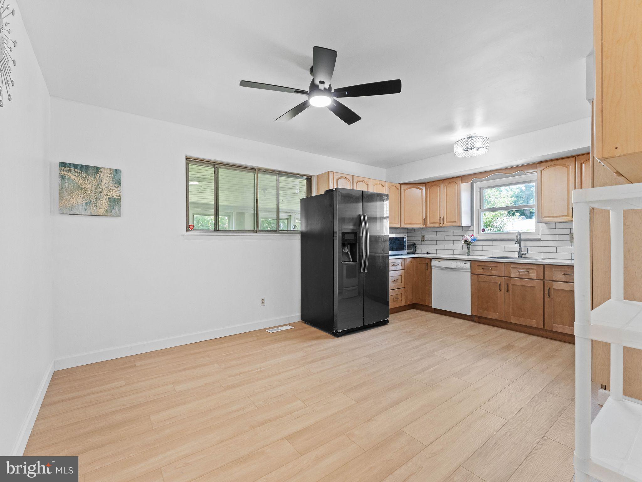SOMERTON - Residential