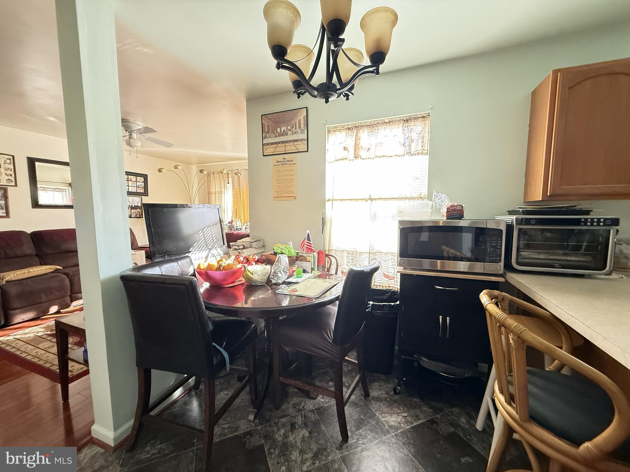 MOUNT POCAHONTAS - Residential