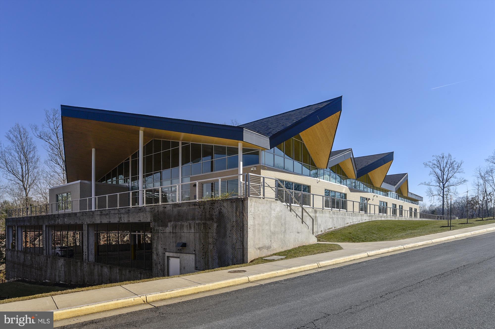 SOUTHLAKE AT MONTCLAIR - Residential