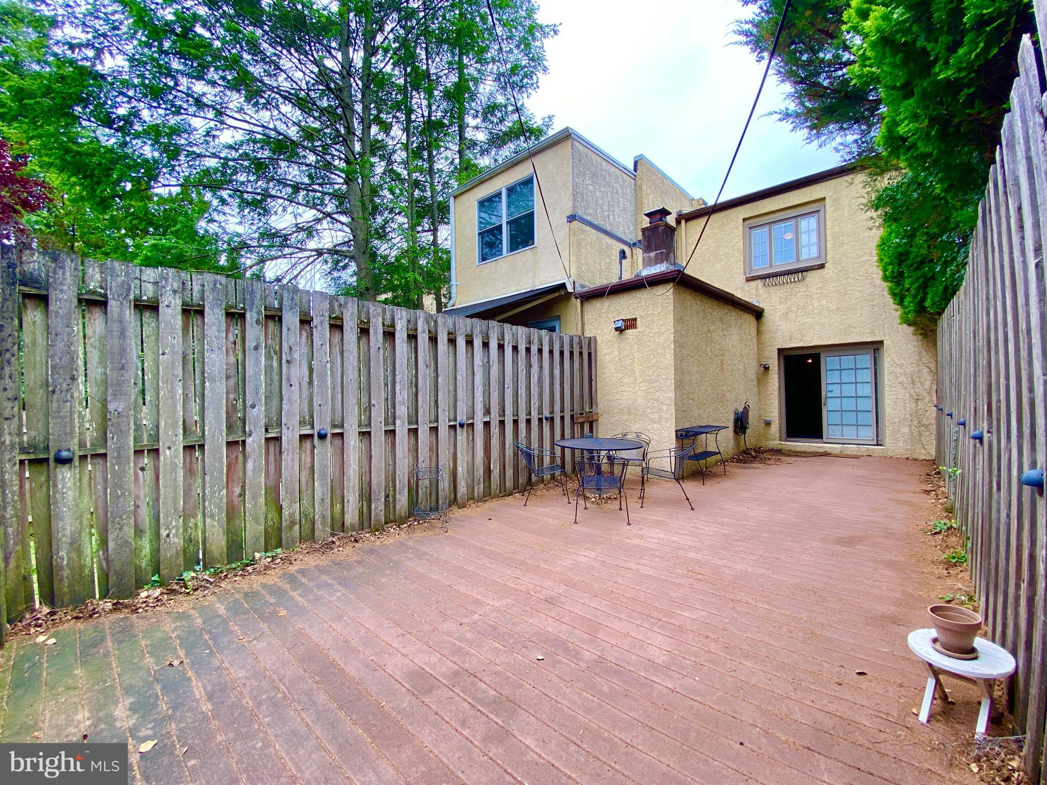 TROLLEY SQUARE - Residential