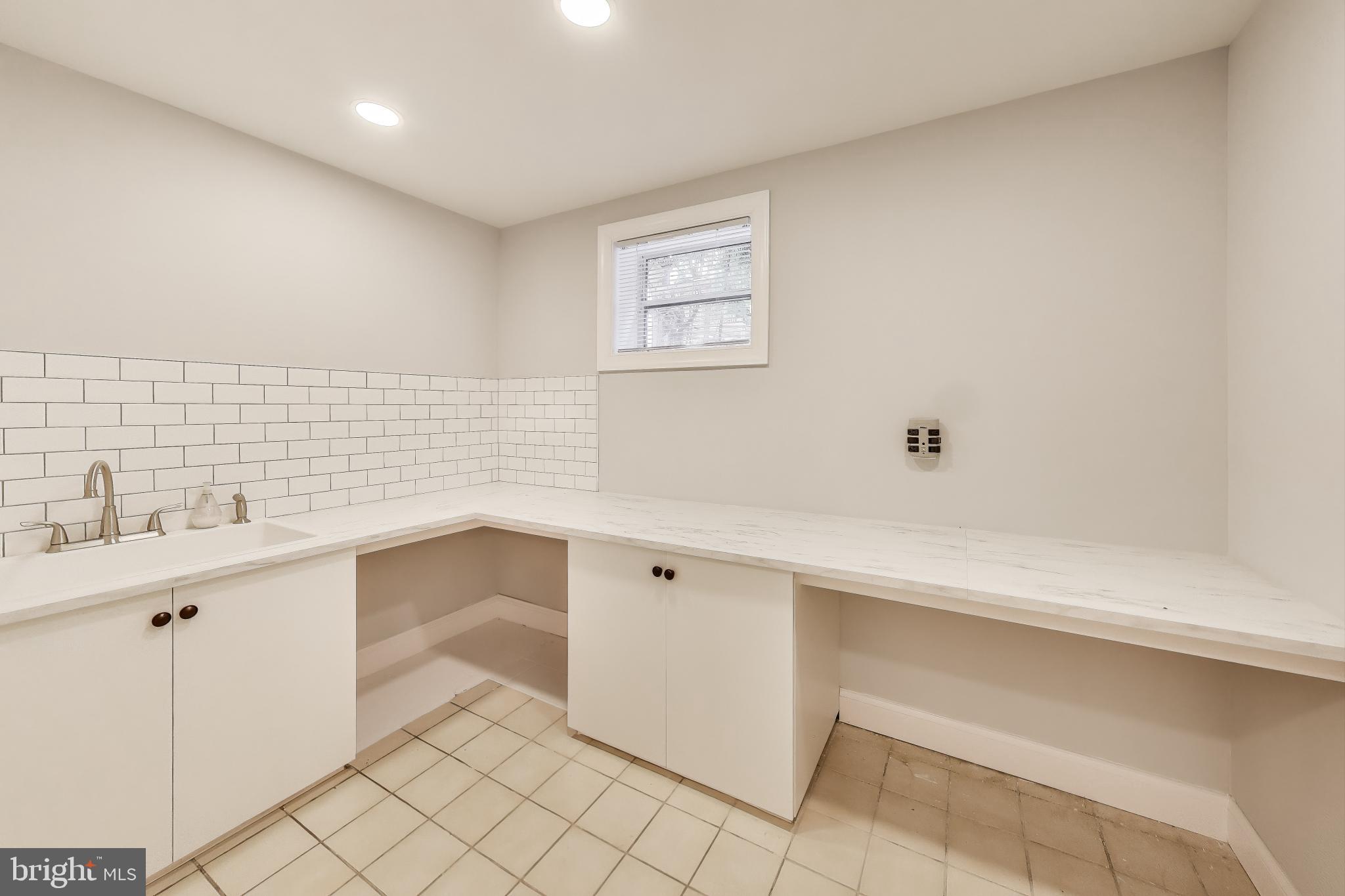 ROCK SPRING - Residential