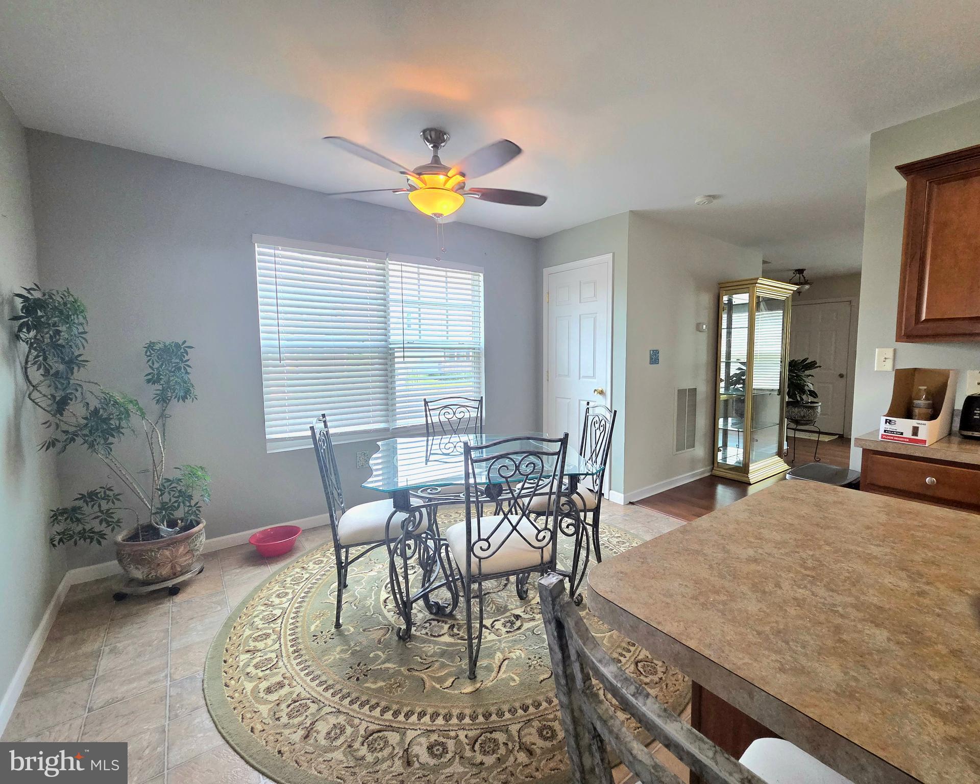 CASTLETON - Residential