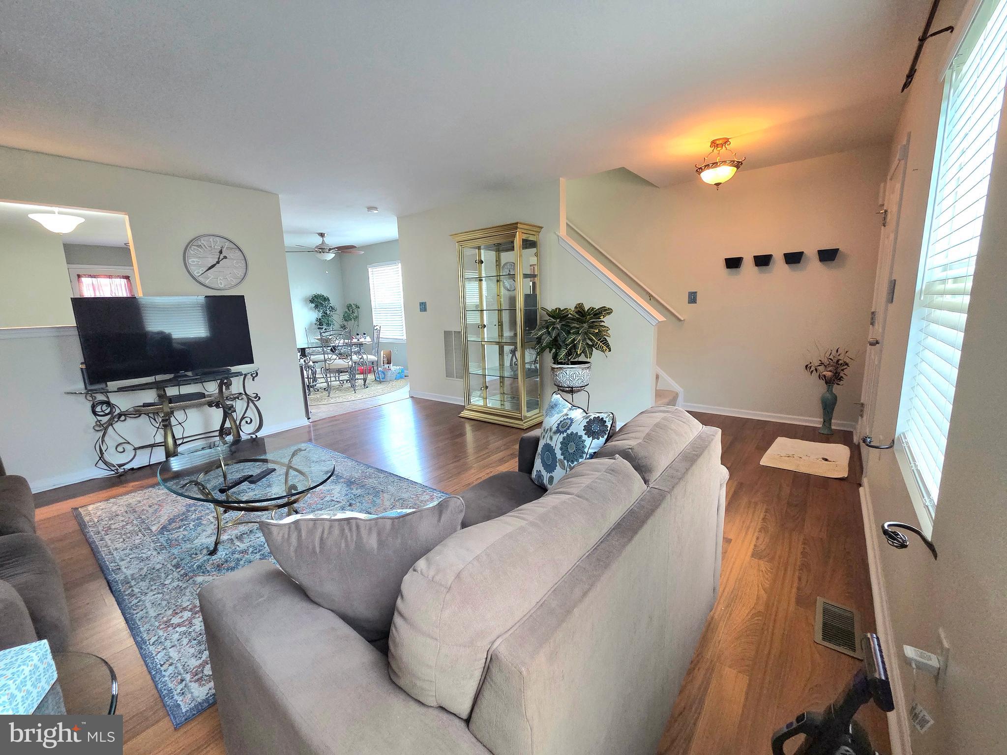 CASTLETON - Residential