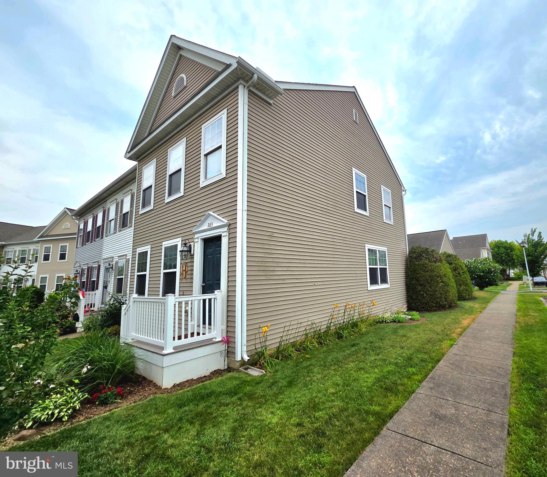 CASTLETON - Residential