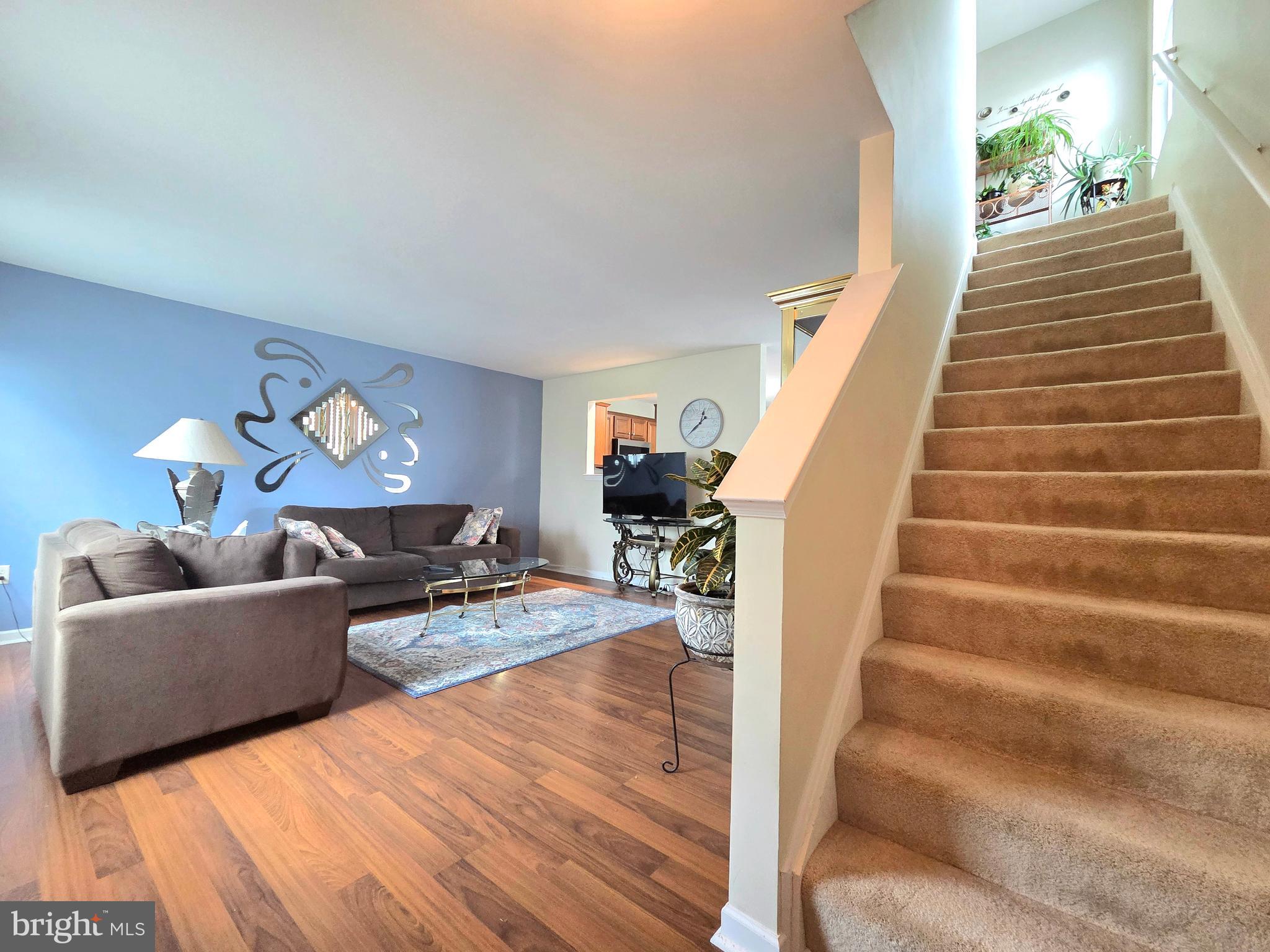 CASTLETON - Residential
